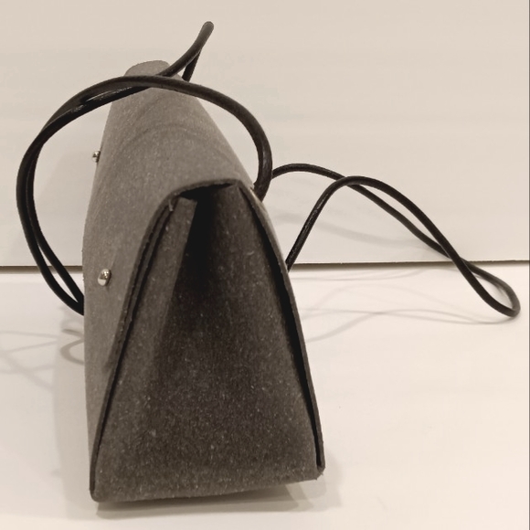 Walk With Me Brand Recycled Leather Triangle Bag Dreren Collection - Picture 10 of 12